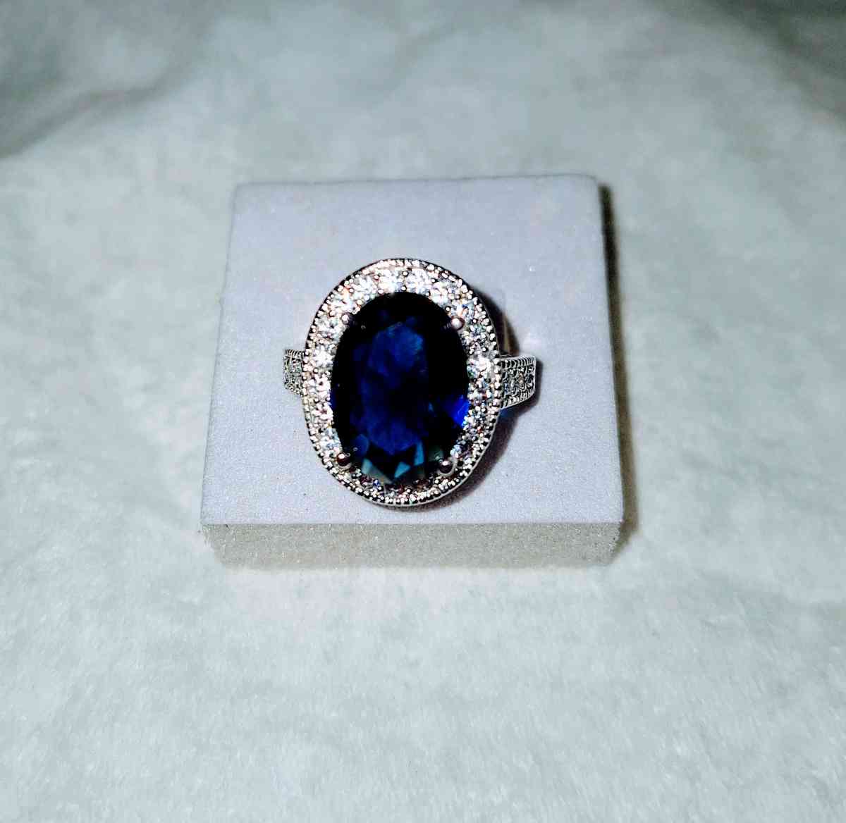 sapphire ring size 6  925 silver   New - Yulee, Florida - FleaMarketBay