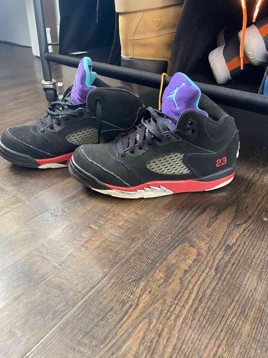 air Jordan 5 top 3 - Jersey City, New Jersey - FleaMarketBay