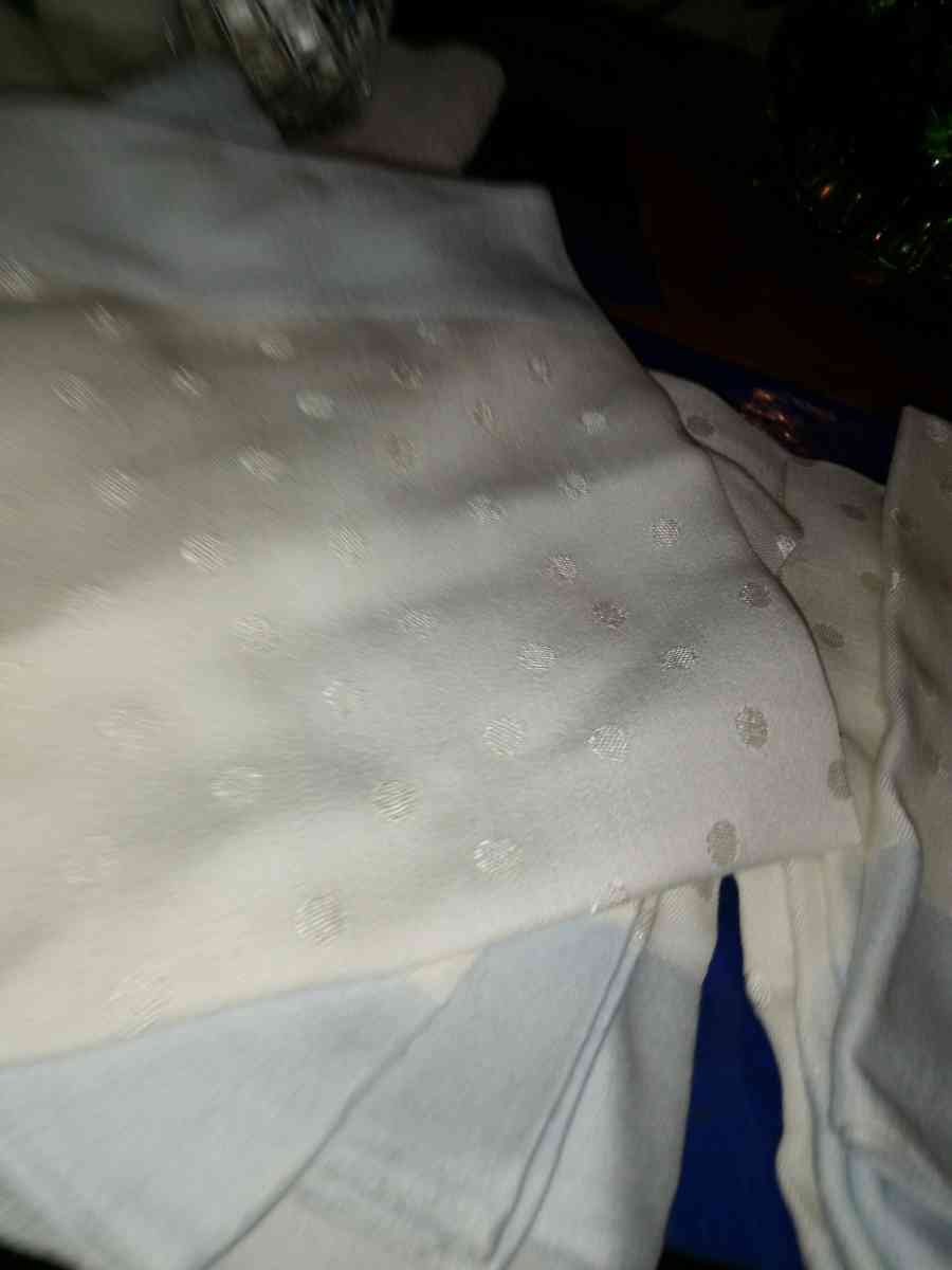 8 Blue and white Linen Napkins - Pawtucket, Rhode Island - FleaMarketBay