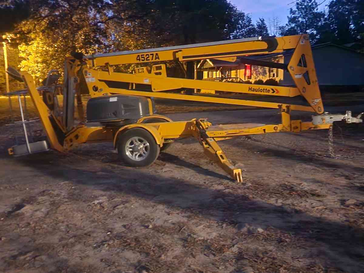 45ft towable lift - Searcy, Arkansas - FleaMarketBay