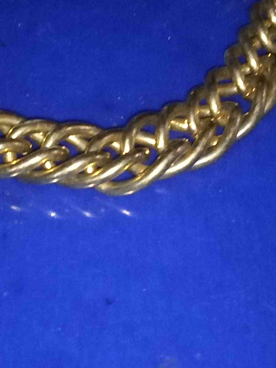 Erwin Pearl Gold toned chain Linc necklace - Pawtucket, Rhode Island - FleaMarketBay