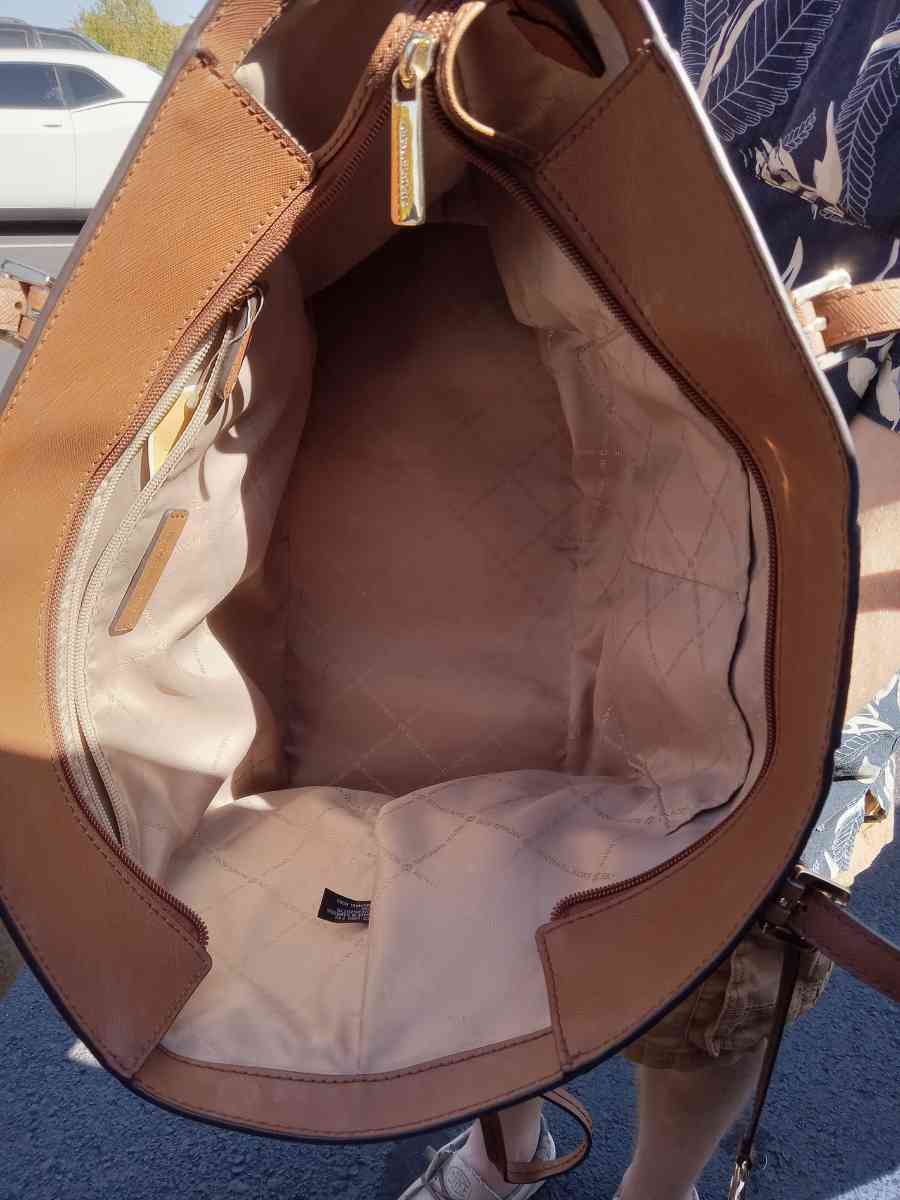 Michael Kors Large Travel Tote - Oklahoma City, Oklahoma