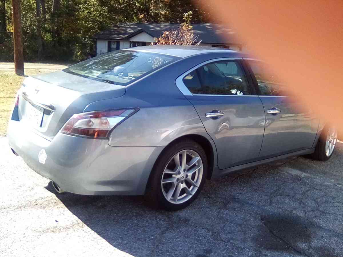 2012 Nissan maxima - Dacula, Georgia - FleaMarketBay