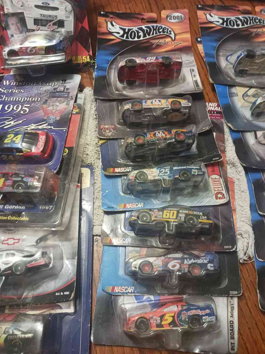 hot wheels collection - Mc Crory, Arkansas - FleaMarketBay