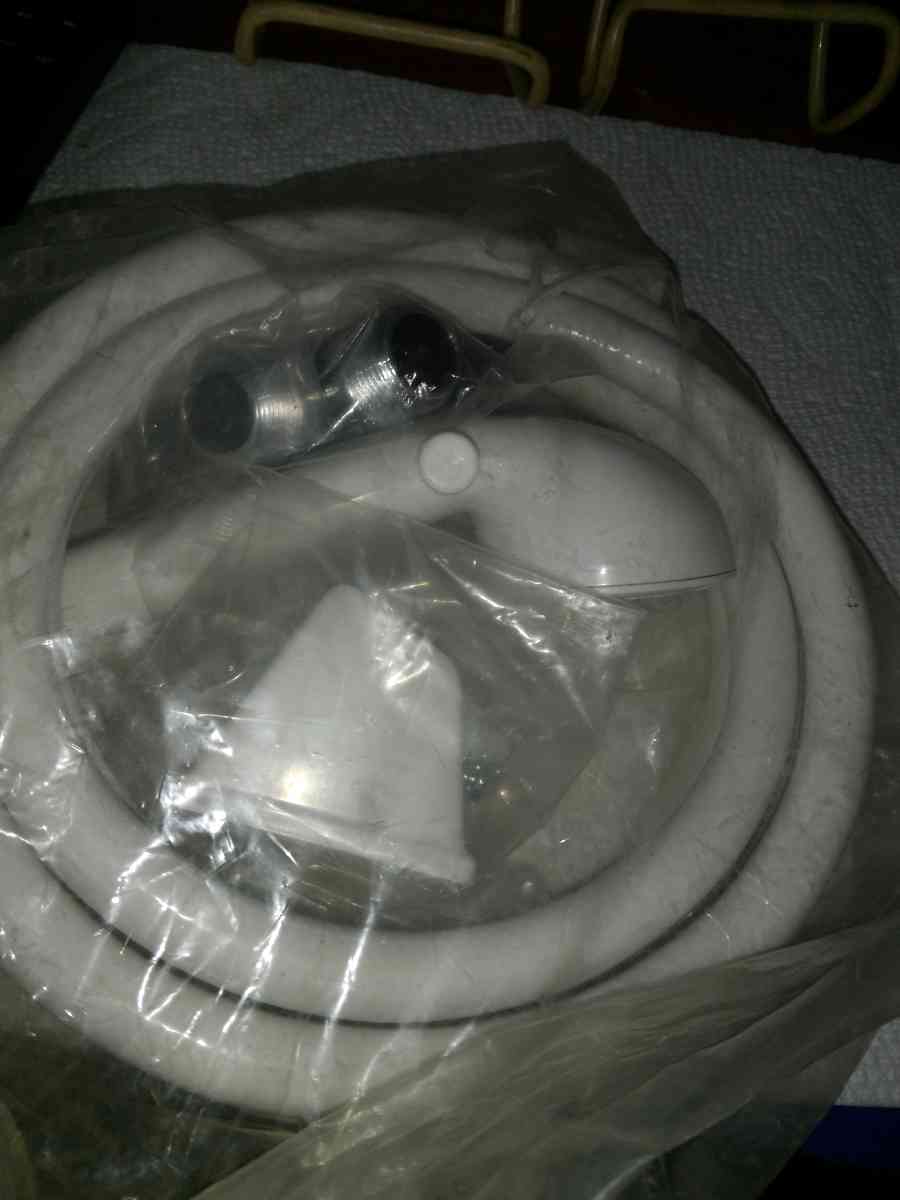 Hand held Shower extender - Pawtucket, Rhode Island - FleaMarketBay