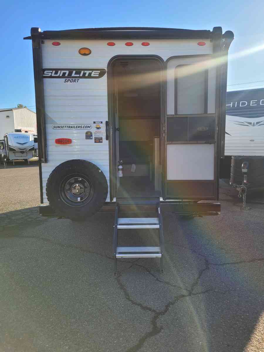 sunset park sunlight 18rd - Portland, Oregon - FleaMarketBay