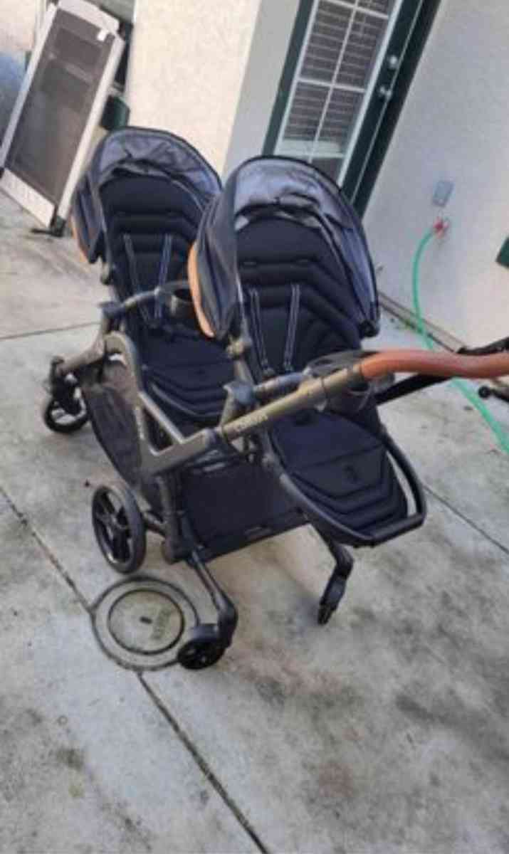 stroller - San Diego, California - FleaMarketBay