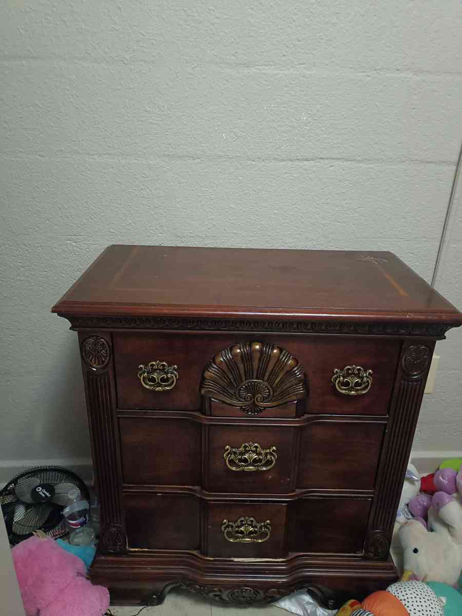 washer dryer table TV stand dressers - Florence, Alabama - FleaMarketBay