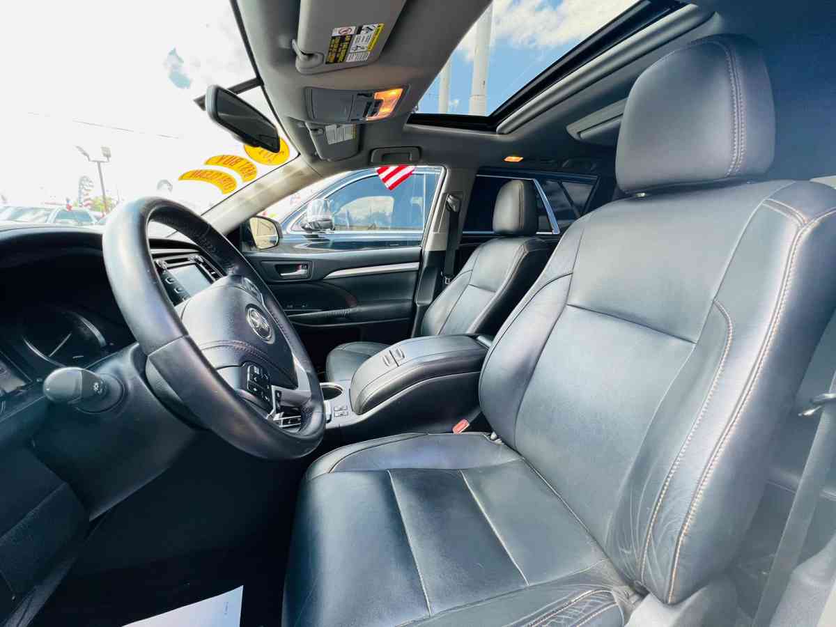 2018 FORD F150 XLT 118k millas - Houston, Texas - FleaMarketBay