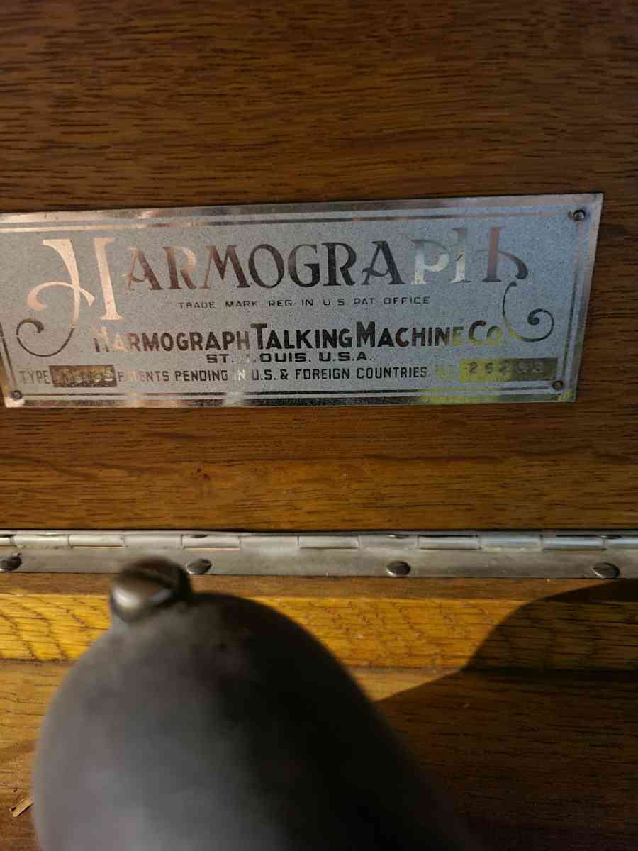 1924 talking machine - Tyler, Texas - FleaMarketBay