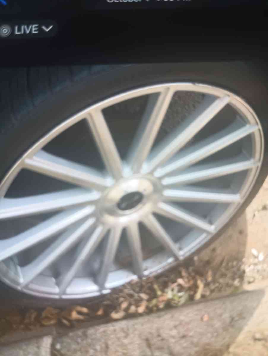 26 inch wheels and Tires - Fort Worth, Texas