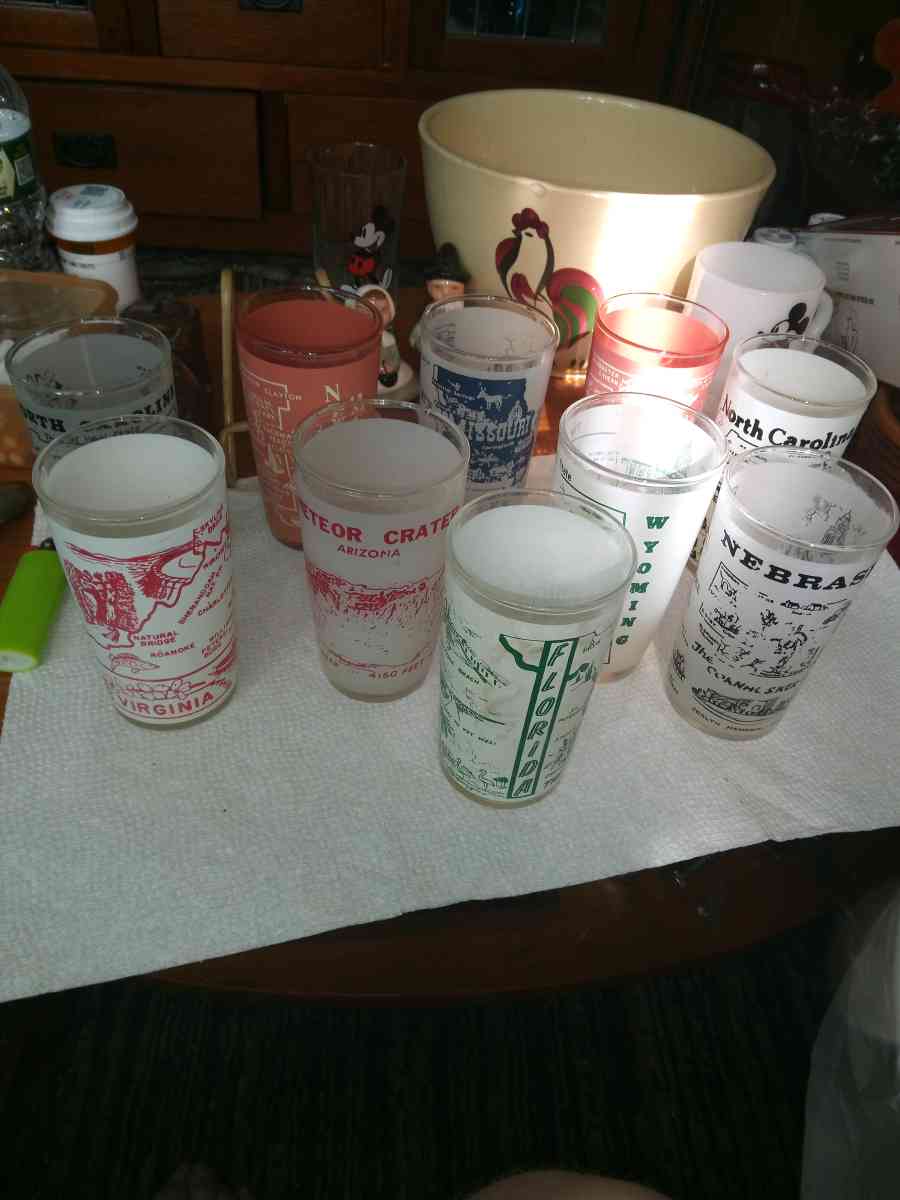 10 States Souvenir Glasses - Pawtucket, Rhode Island - FleaMarketBay