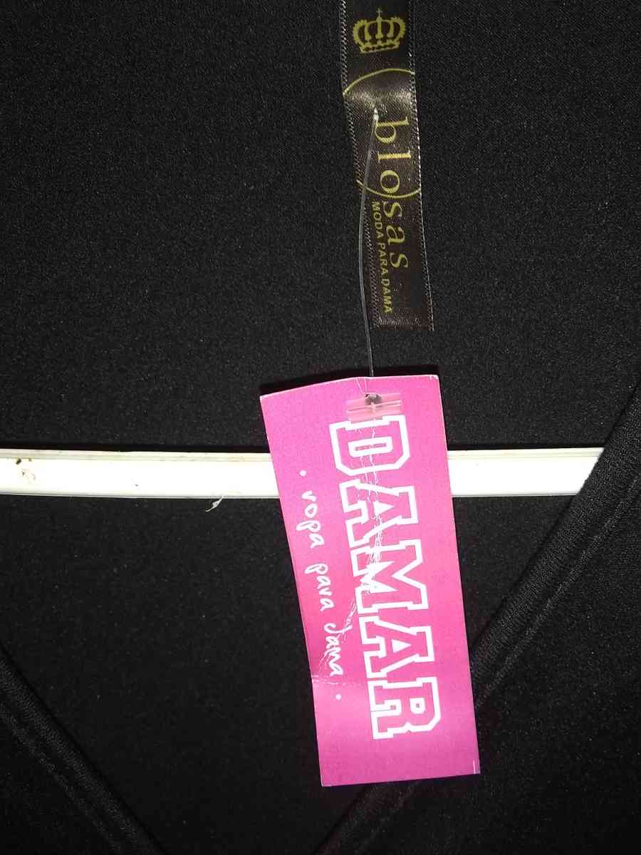 Dammar Dress - New Caney, Texas - FleaMarketBay