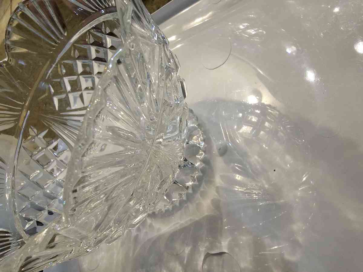 antique crystal bowl - Charleston, Arkansas - FleaMarketBay