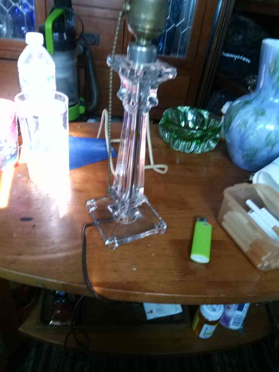 Antique Glass Lamp - Pawtucket, Rhode Island - FleaMarketBay