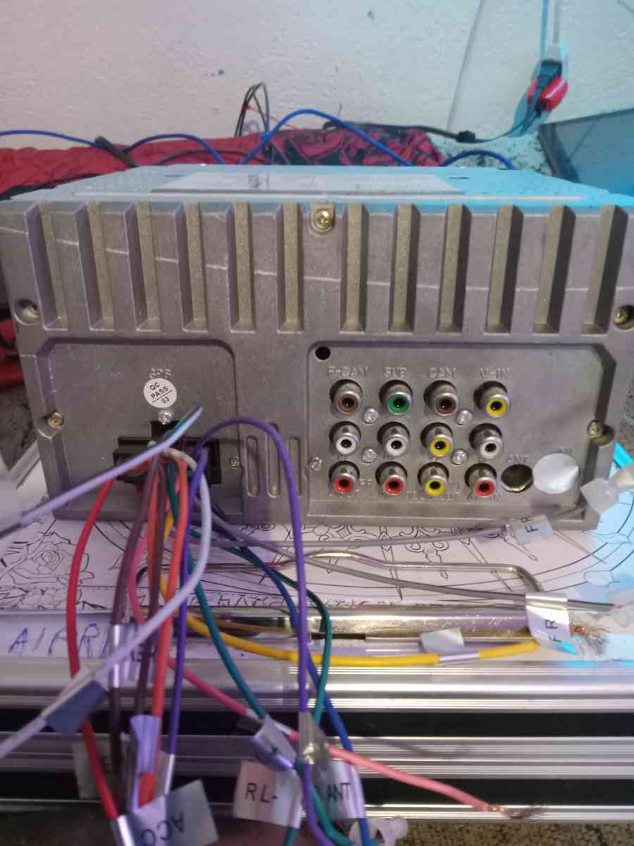 Im selling this exquisite car stereos like new one owner ste - Fort Worth, Texas - FleaMarketBay