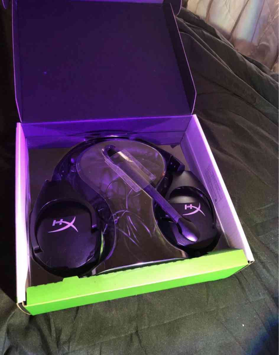 HyperX Headphones - Citrus Heights, California - FleaMarketBay