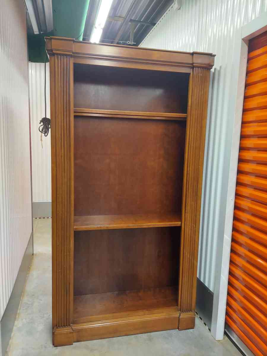 Large Bookcase - Kissimmee, Florida - FleaMarketBay