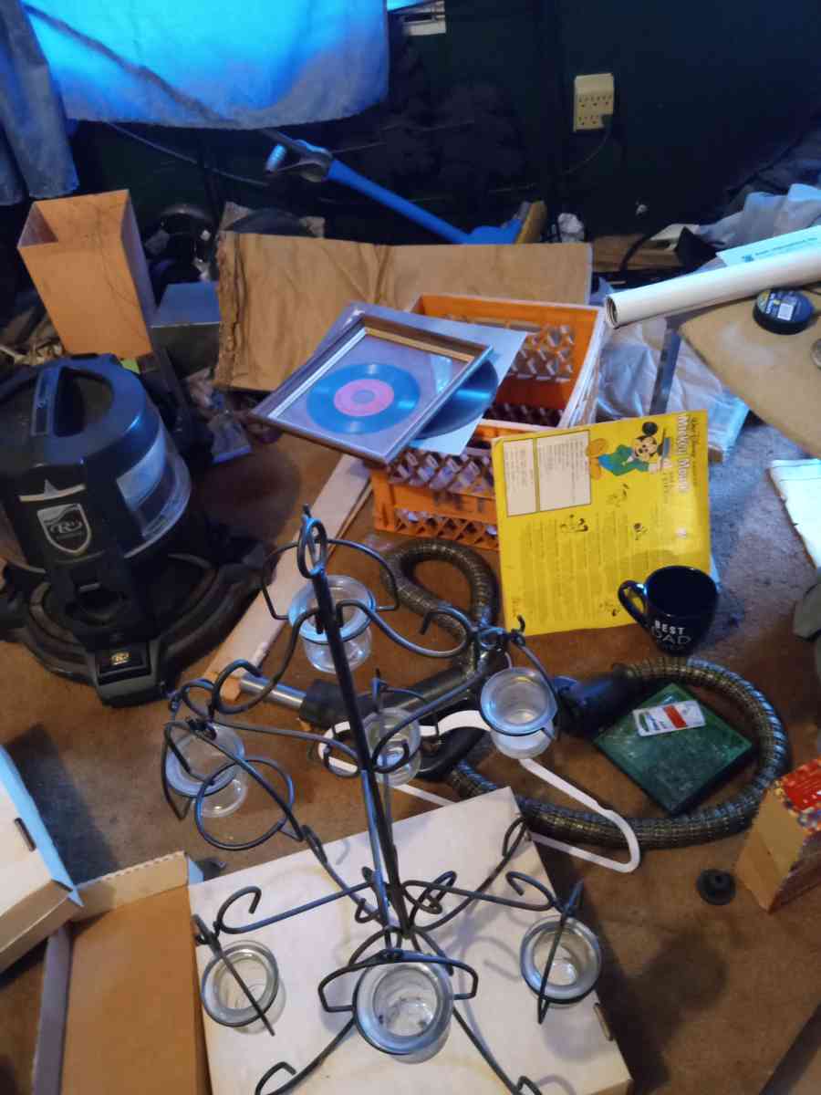 moving everything must go tonight - Greer, South Carolina - FleaMarketBay