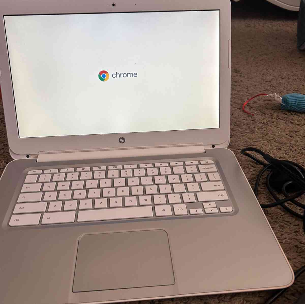HP white laptop - Aurora, Colorado