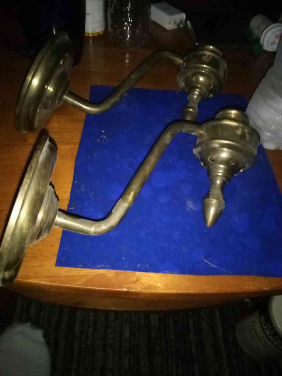 2 Brass wall sconces - Pawtucket, Rhode Island - FleaMarketBay