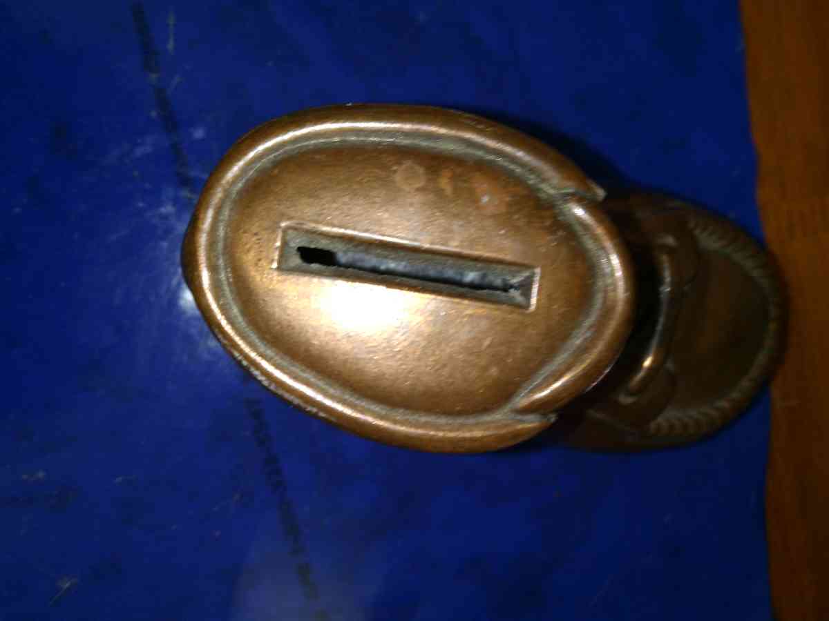 Bronzed Baby Shoe Bank - Pawtucket, Rhode Island - FleaMarketBay