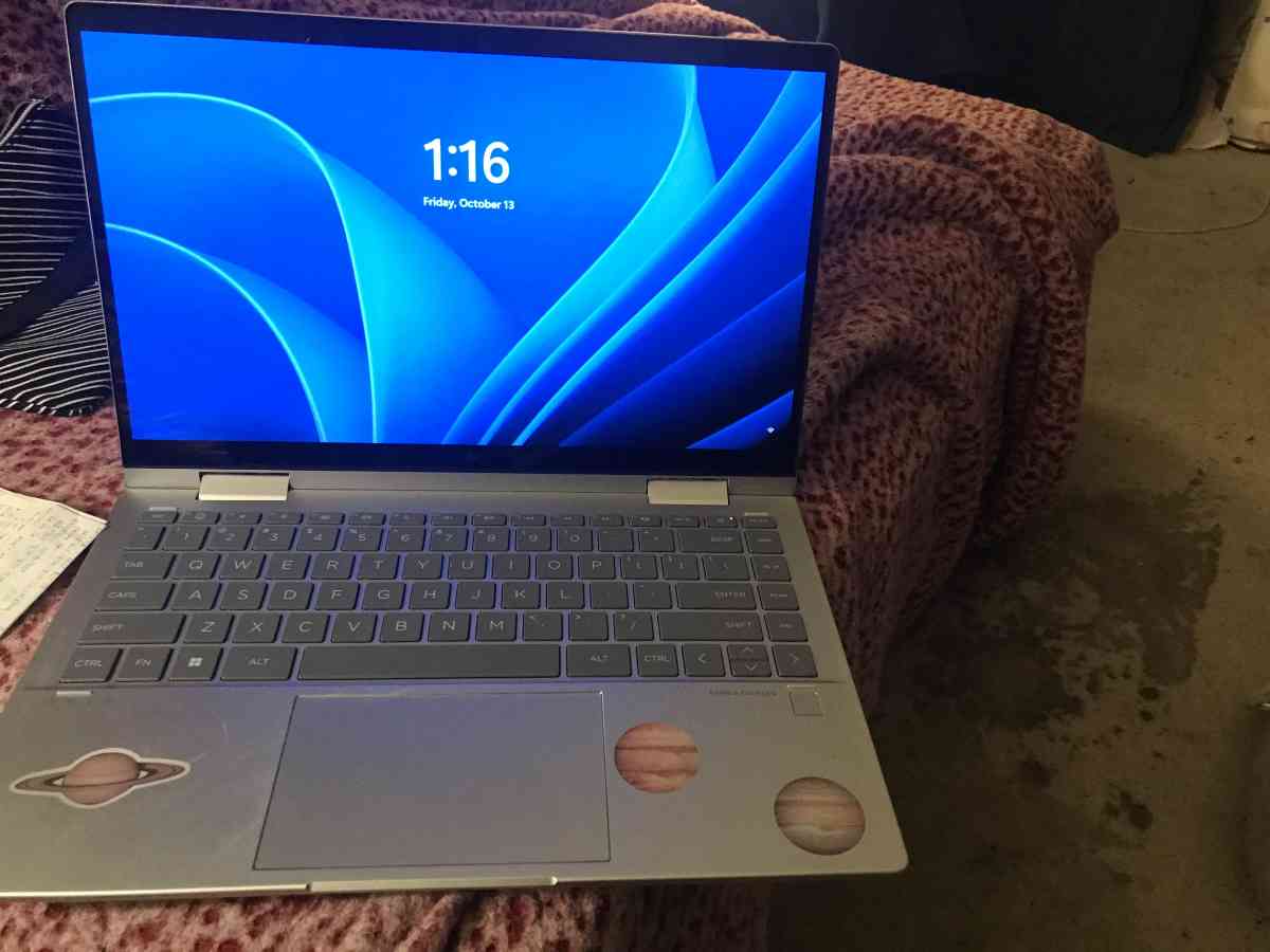 hp envy laptop - Saint Charles, Missouri - FleaMarketBay