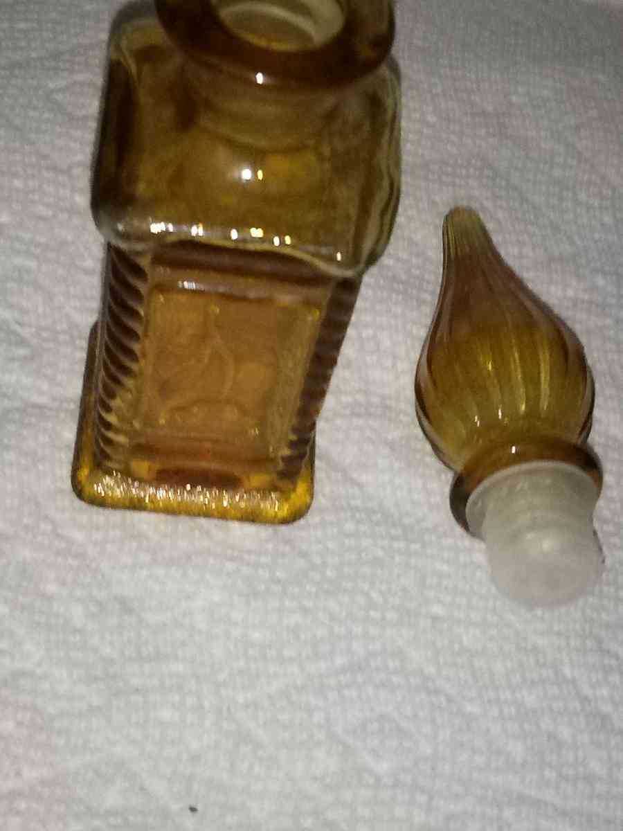 Mini Amber Genie bottle - Pawtucket, Rhode Island - FleaMarketBay