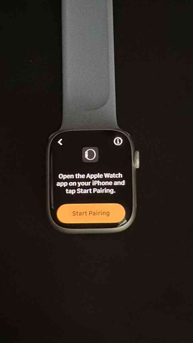 Apple Watch series 8 - Austin, Texas - FleaMarketBay