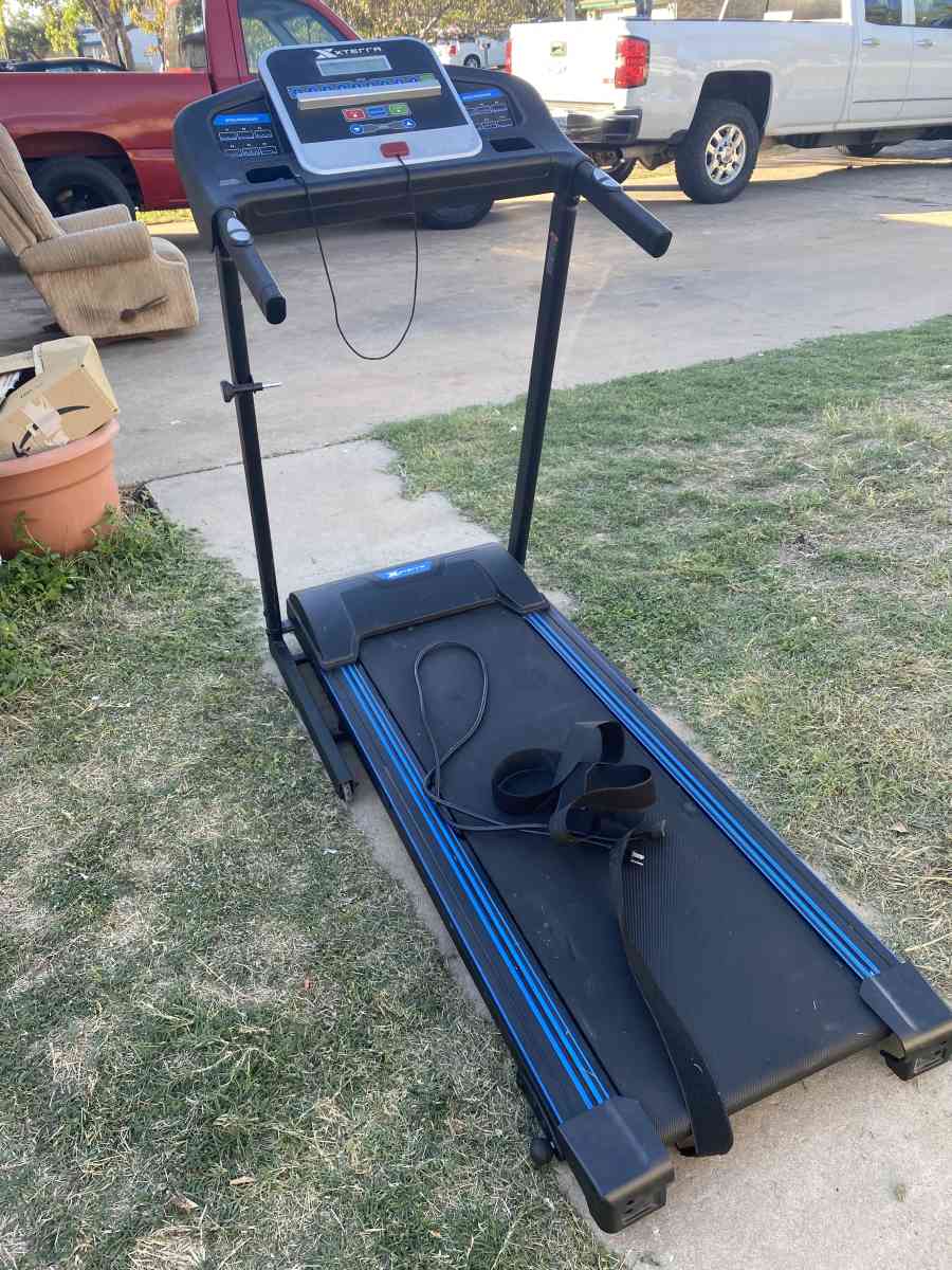 Treadmill XTERRA TR150 - Austin, Texas - FleaMarketBay