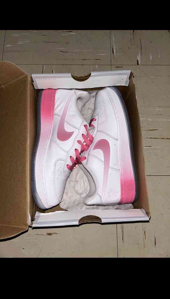 Nike Air Force - Bronx, New York - FleaMarketBay
