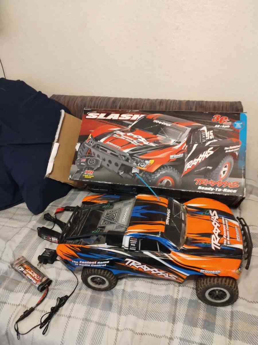Traxxx Remote Control Car - Glendale, Arizona - FleaMarketBay