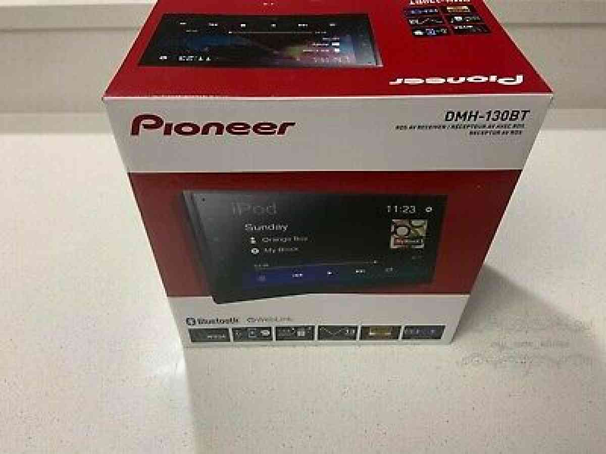 brand new Pioneer touch screen radio with Apple car play and - Daytona Beach, Florida - FleaMarketBay
