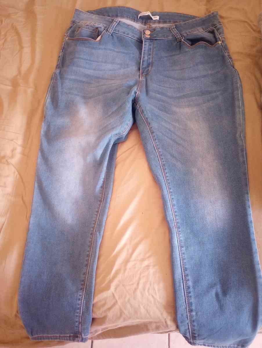 womens clothing - Phoenix, Arizona - FleaMarketBay