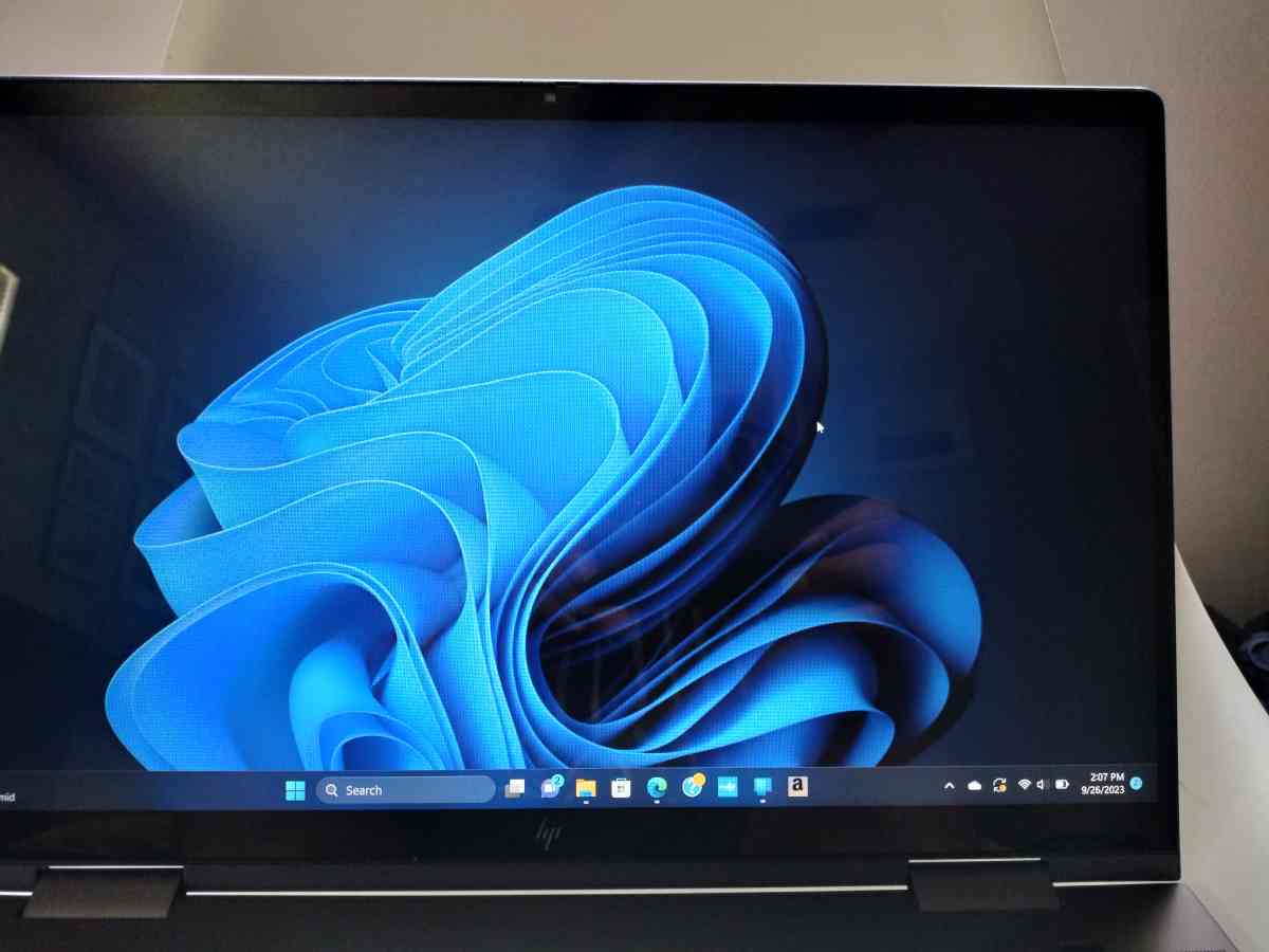 HP envy touchscreen laptop with AMD Ryzen 5 with Radeon grap - Deltona, Florida - FleaMarketBay