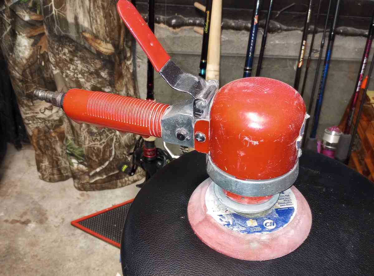 straightline air sander an 5 inch DA sander  30 for both - Hamilton, Ohio - FleaMarketBay