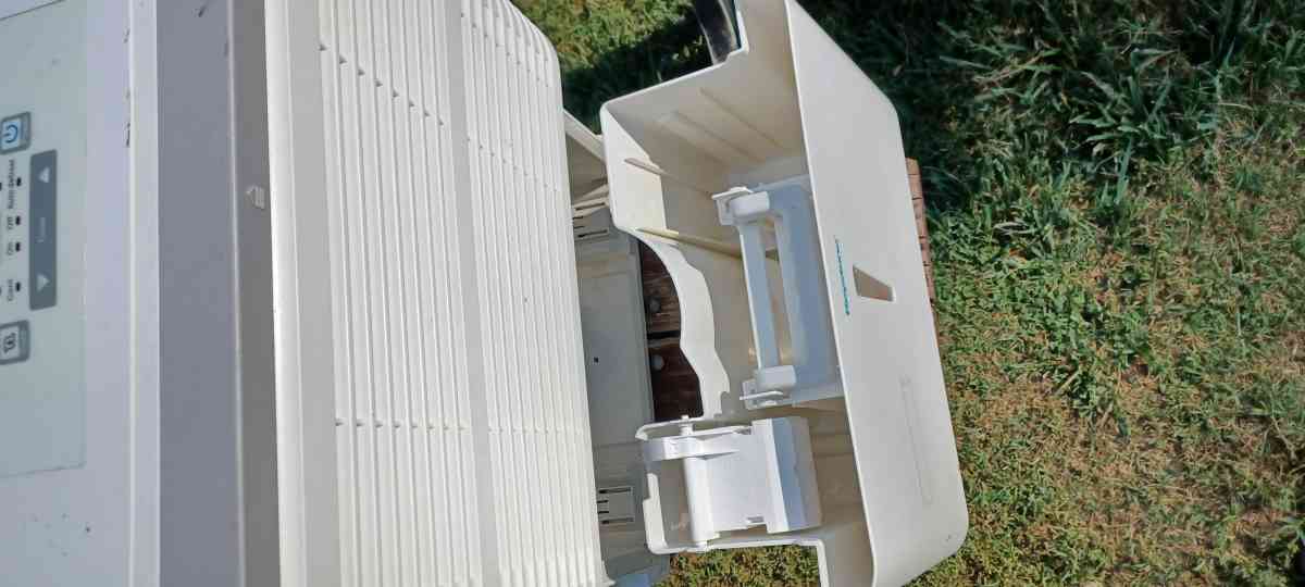 Dehumidifier - Merced, California - FleaMarketBay
