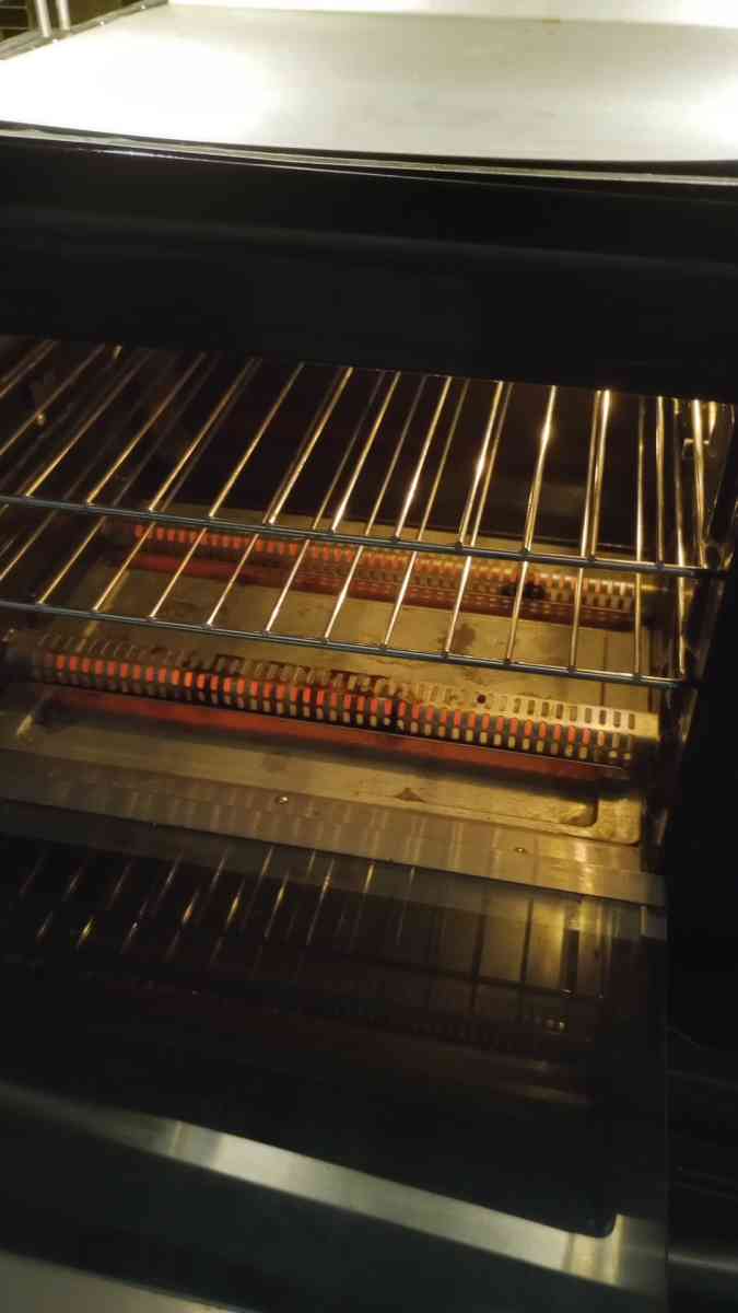 The Food Network countertop convection oven - Hollywood, Florida - FleaMarketBay