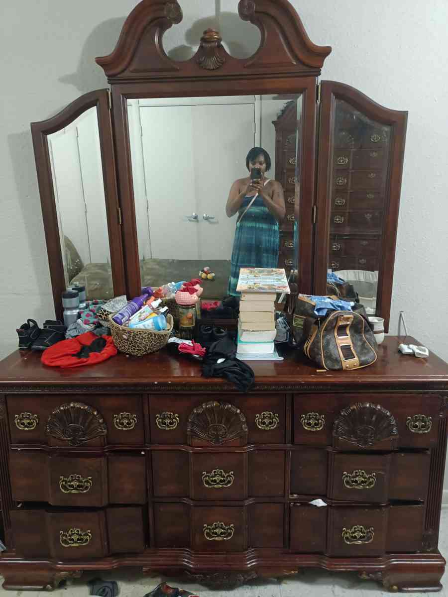 washer dryer table TV stand dressers - Florence, Alabama - FleaMarketBay