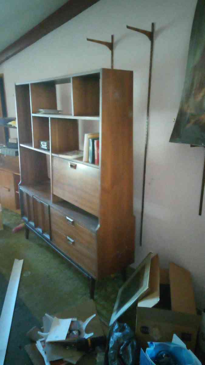 Mid Century Hutch - Tucson, Arizona - FleaMarketBay