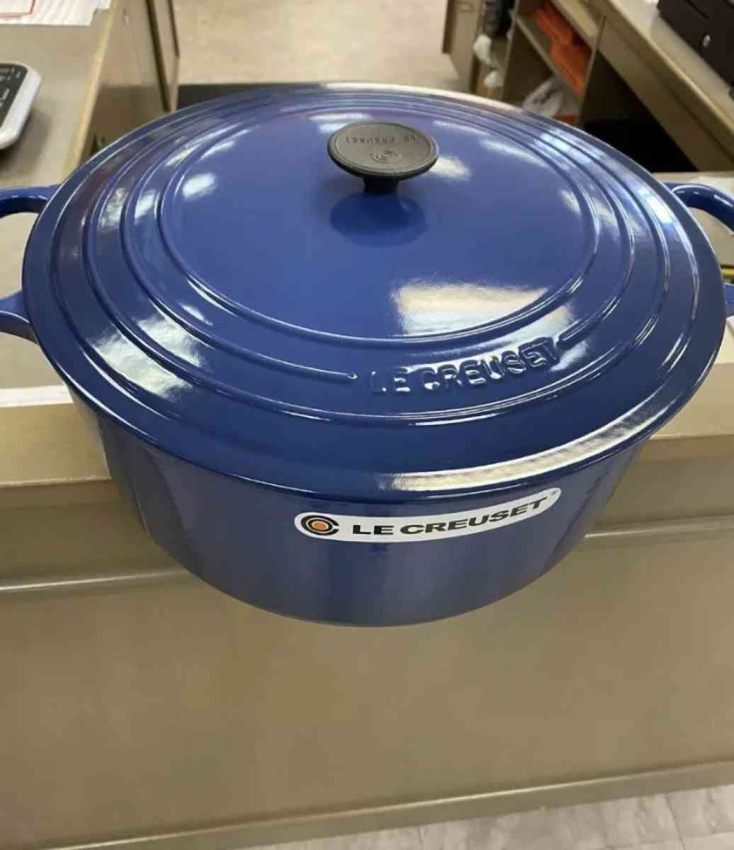 Le Creuset 13Qt dutch oven - Otterbein, Indiana - FleaMarketBay