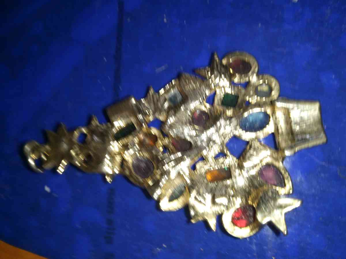 Vintage Christmas tree pendant - Pawtucket, Rhode Island - FleaMarketBay