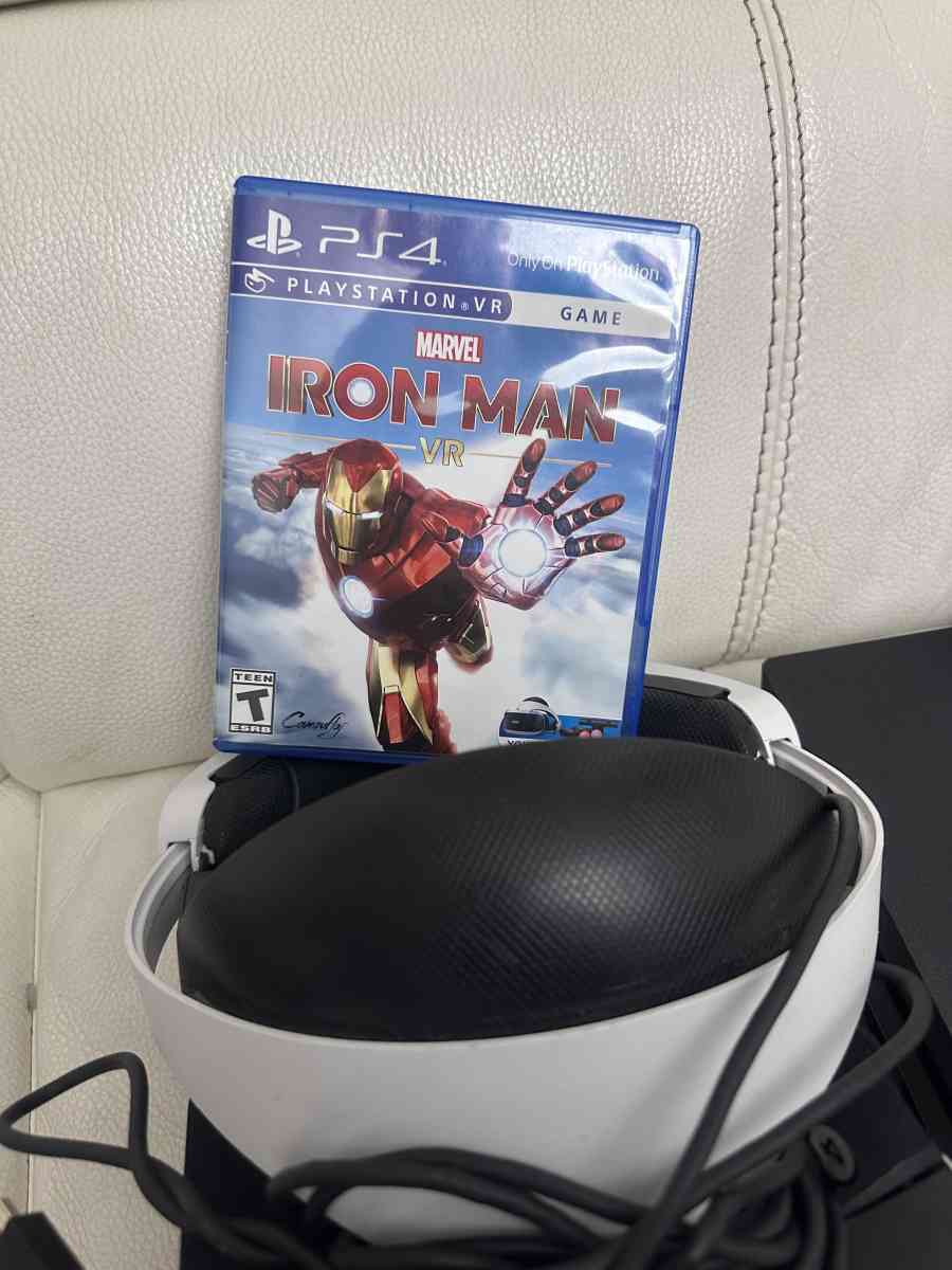 PS4 Pro with VR and games - Hialeah, Florida - FleaMarketBay