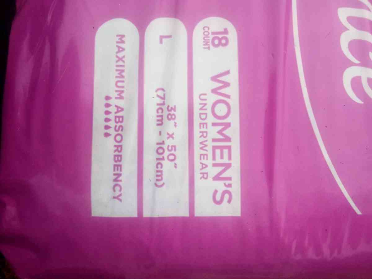 adult diapers 18 packs womens large - Chattanooga, Tennessee - FleaMarketBay