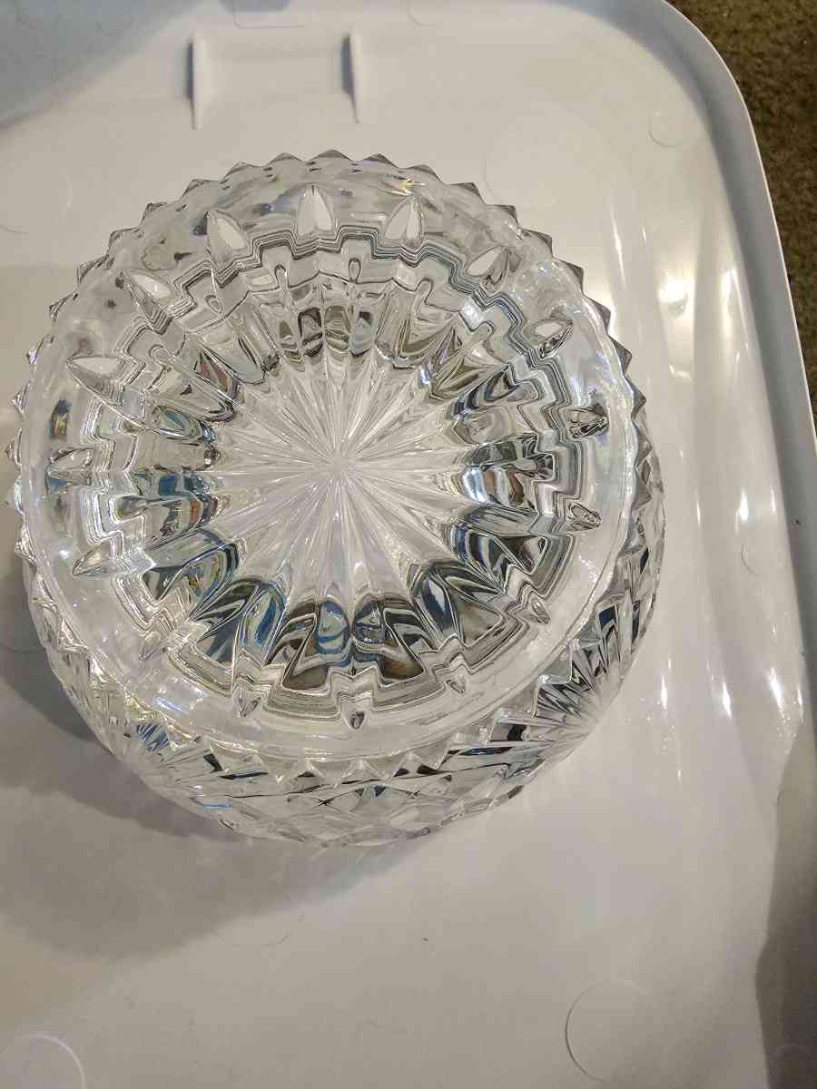antique crystal bowl - Charleston, Arkansas - FleaMarketBay