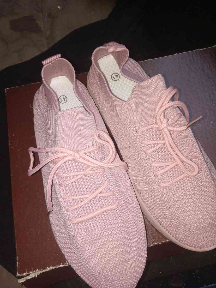 womans shoes - Santa Rosa, California - FleaMarketBay