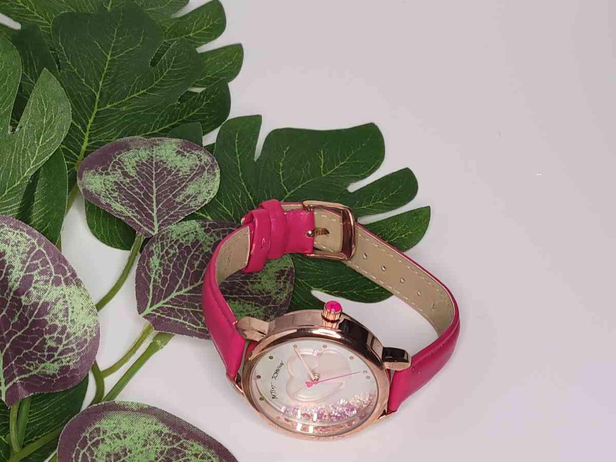 New in box Betsey Johnson Pink Watch With Heart Art - Houston, Texas - FleaMarketBay