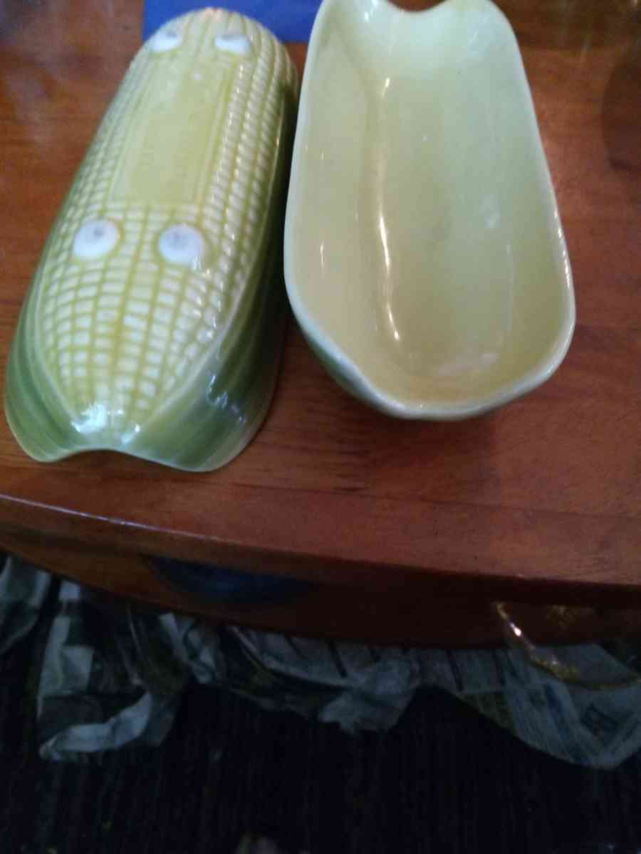 2 Shawnee Corn King corn rollers - Pawtucket, Rhode Island - FleaMarketBay