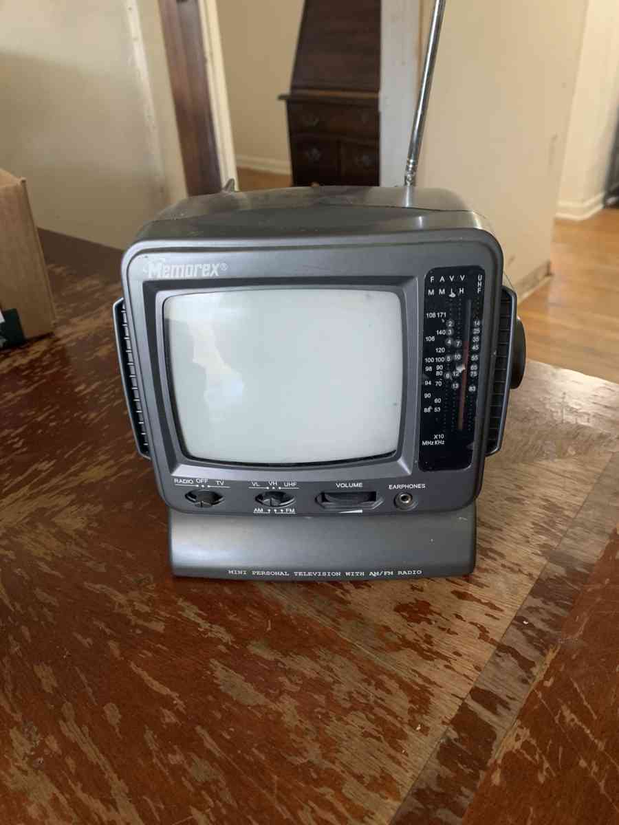 Memorex Vintage Mini TV - Mc Minnville, Tennessee - FleaMarketBay