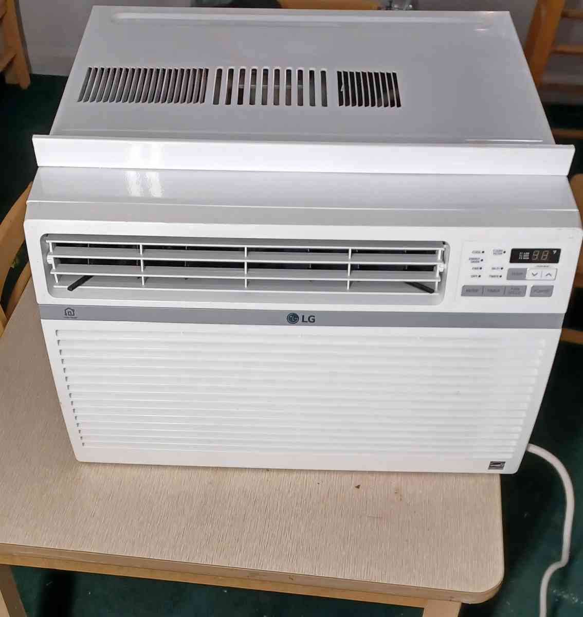 12000 BTU Air Conditioner - Merced, California